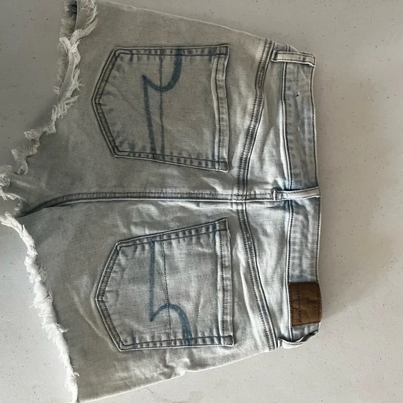 American Eagle super high rise shortie - Picture 2 of 4